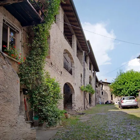 Workation Castle - Casa Tremezzo 度假居 Carlazzo